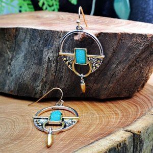 NWOT- Boho Bohemian ethnic resin  drop EARRINGS